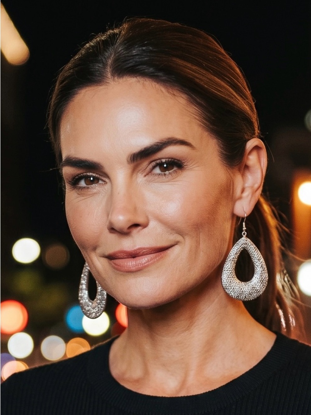 🩶Sparkling Silver-Tone Teardrop Drop Earrings/NWOT🩶